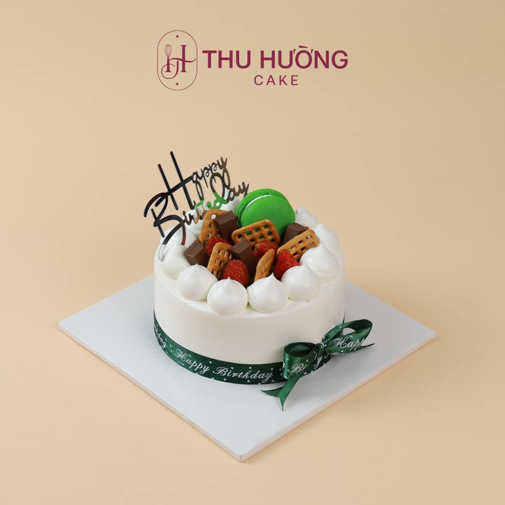 Bánh sinh nhật trái tim trang trí dâu tây CO-0724 - Cake Ocean