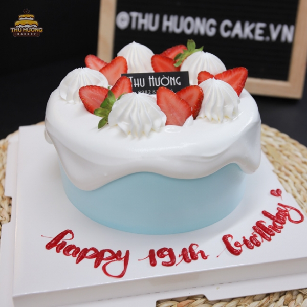 Bánh sinh nhật cho bạn trai - Tạo hình màu xanh đơn giản (Mẫu 50381) -  FRIENDSHIP CAKES & GIFT