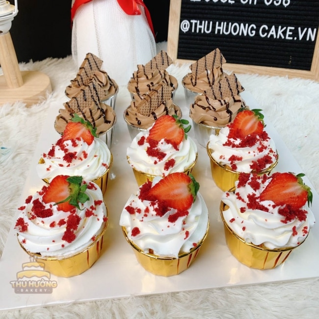 Bánh cupcake mix vị