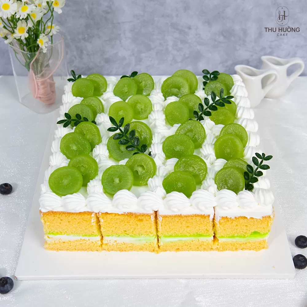 Đổi gió với mẫu bánh hoa quả hình vuông