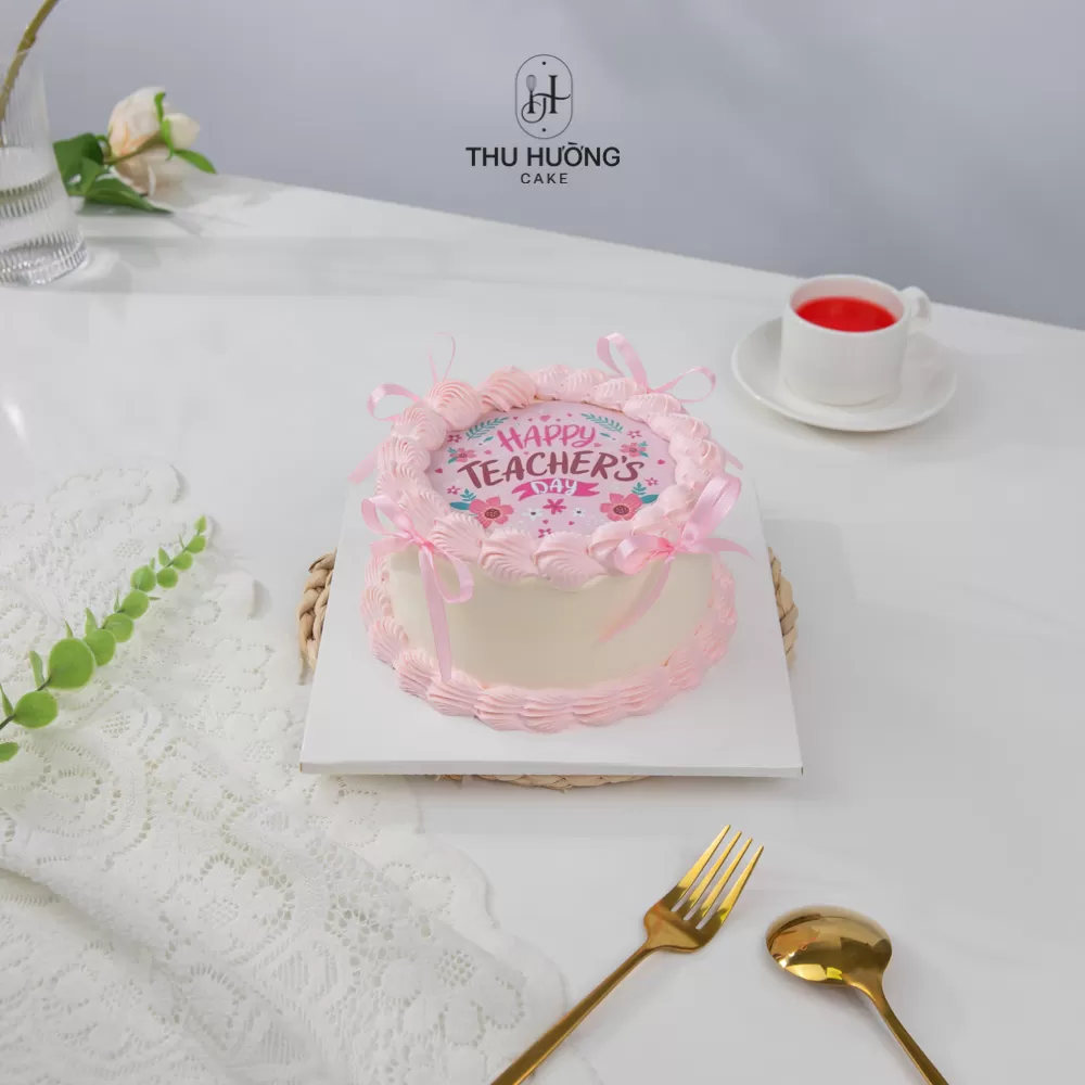 Bánh kem 20-11 đơn giản