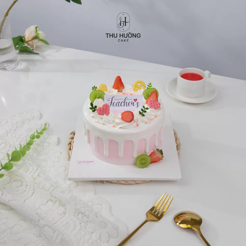 Bánh kem trái cây tặng thầy